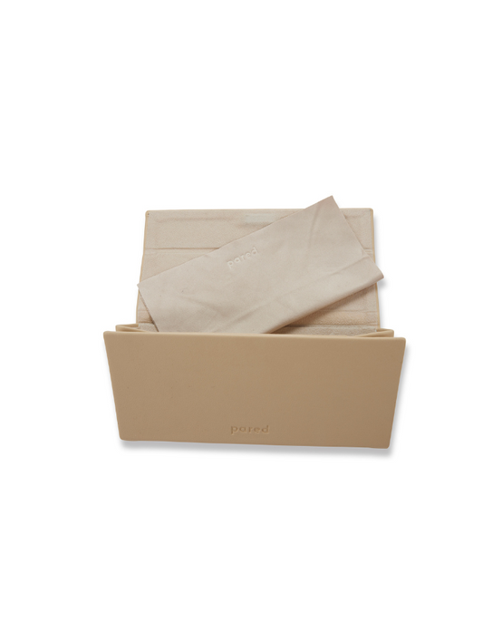 1 x Case, and Microfibre